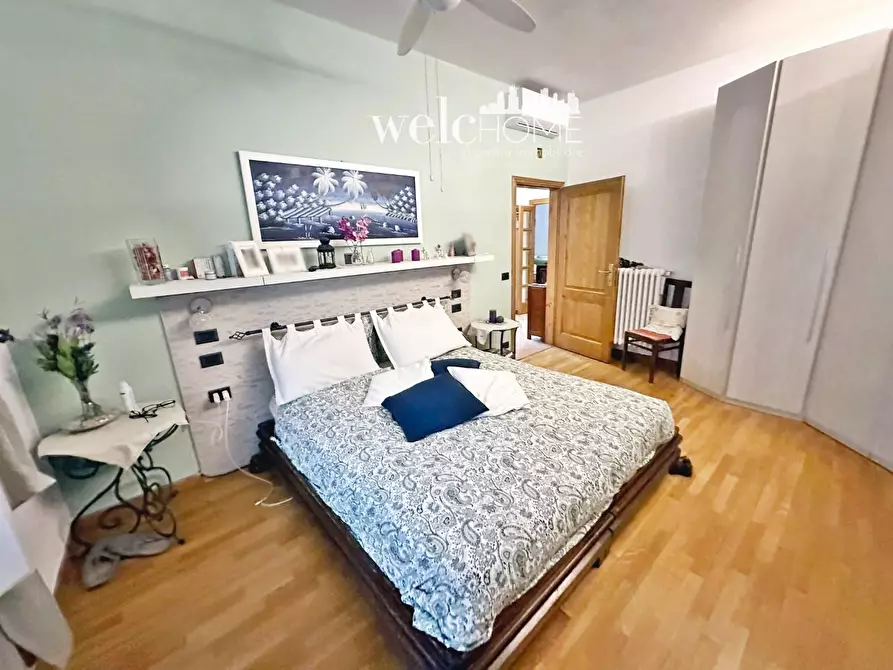 Immagine 15 di Appartamento in vendita  a Firenze