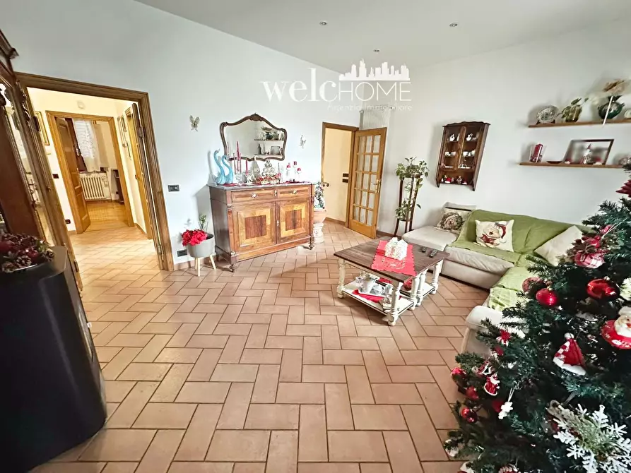 Immagine 6 di Appartamento in vendita  a Firenze