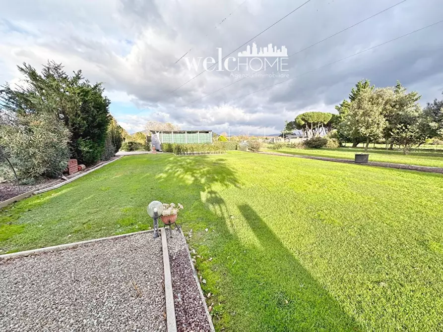 Immagine 3 di Appartamento in vendita  a Firenze