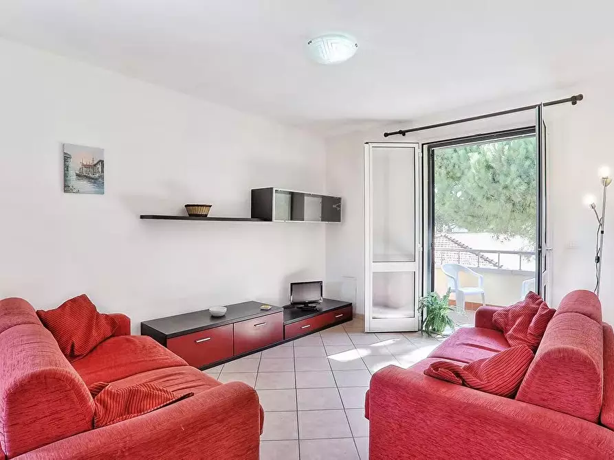 Immagine 1 di Appartamento in vendita  a Cecina