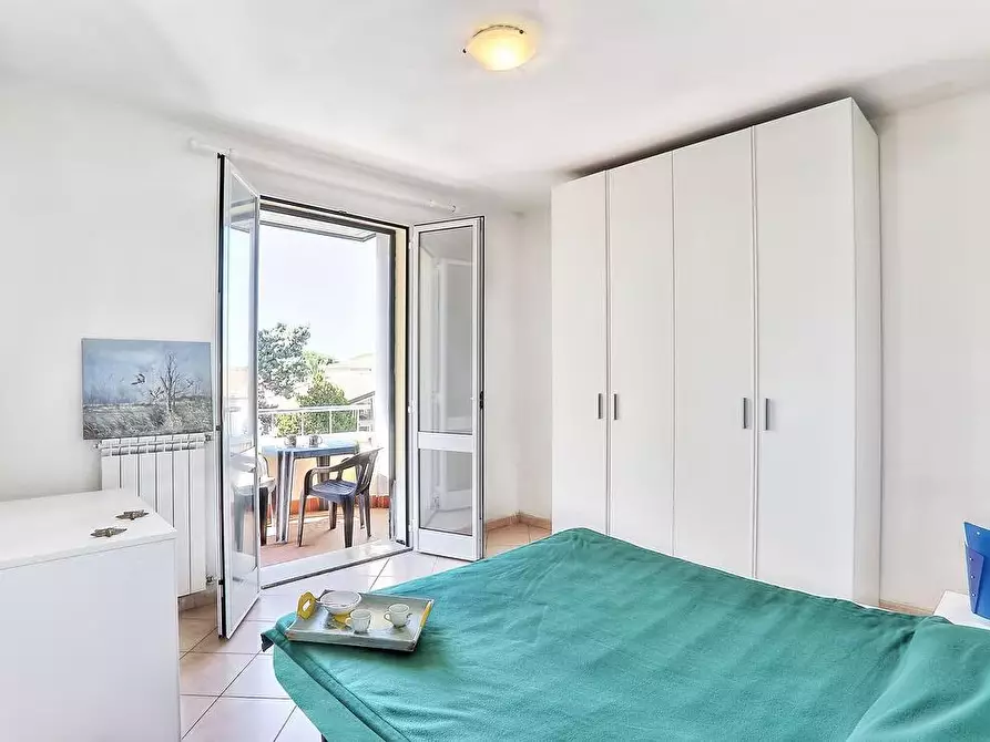 Immagine 5 di Appartamento in vendita  a Cecina