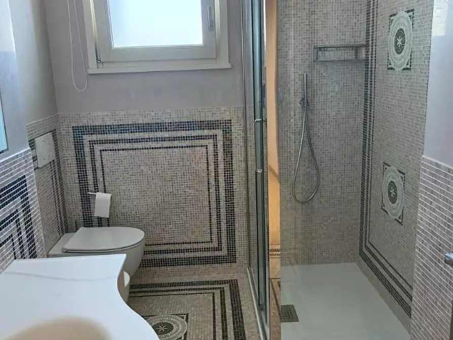 Immagine 14 di Mansarda in vendita  a Empoli