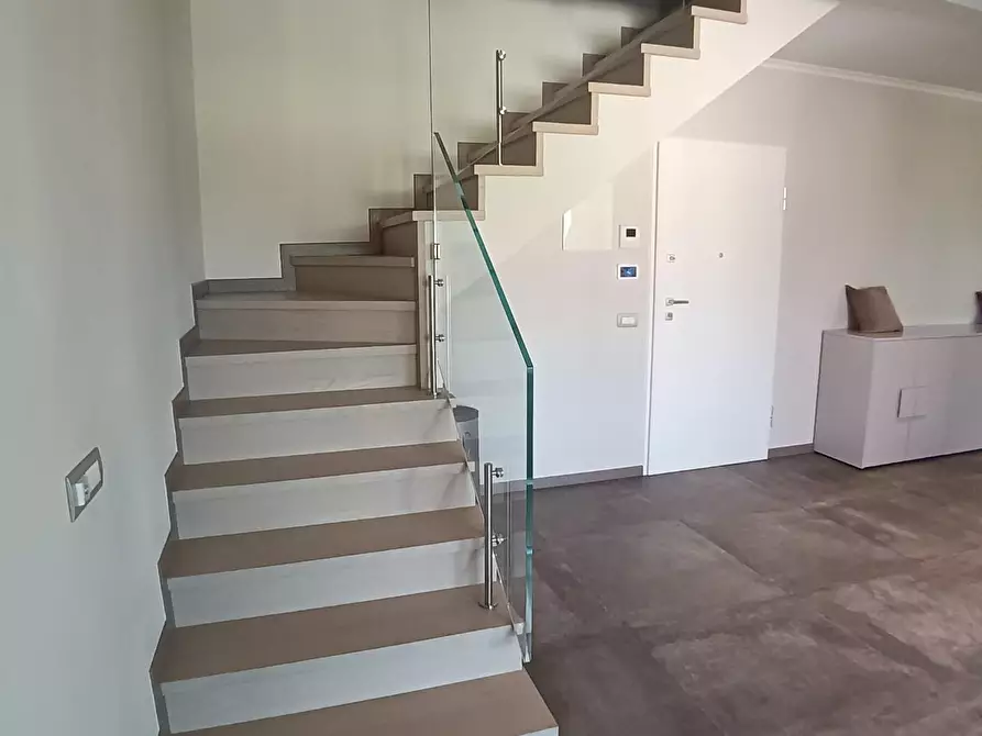 Immagine 24 di Mansarda in vendita  a Empoli