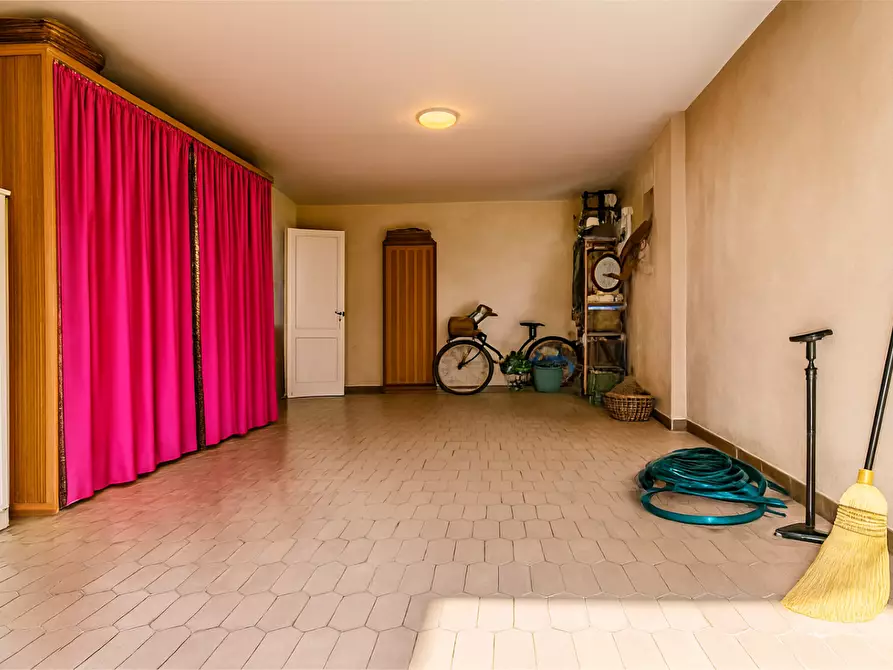 Immagine 20 di Casa bifamiliare in vendita  a Pontedera