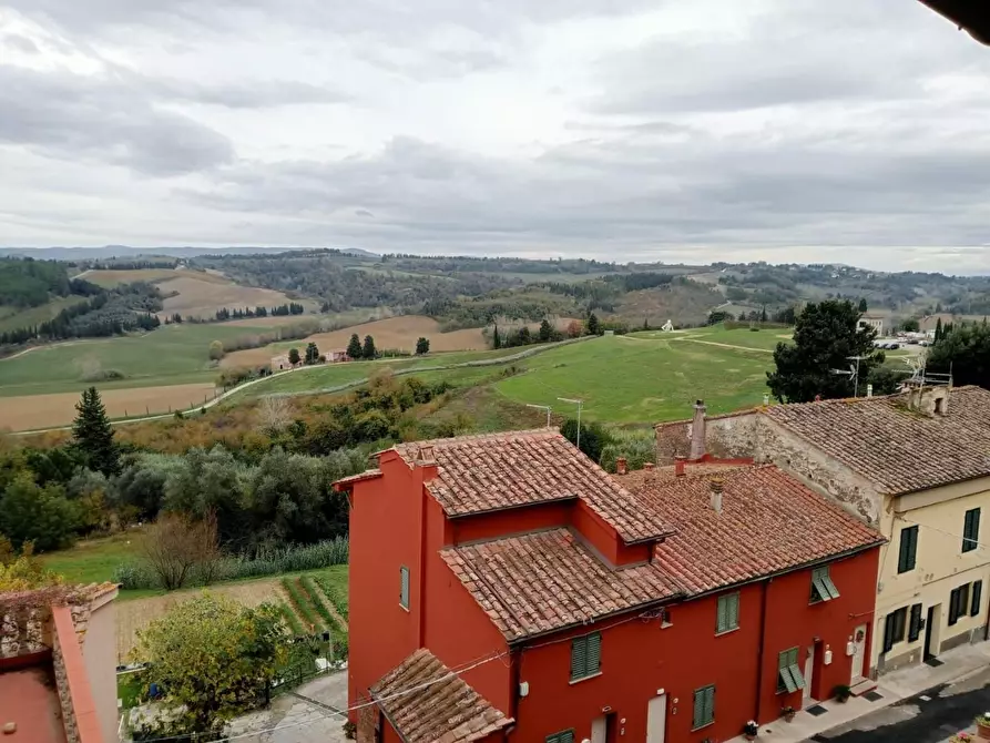 Immagine 16 di Appartamento in vendita  a Peccioli