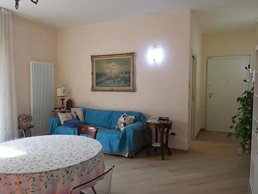 Immagine 8 di Appartamento in vendita  a Massa