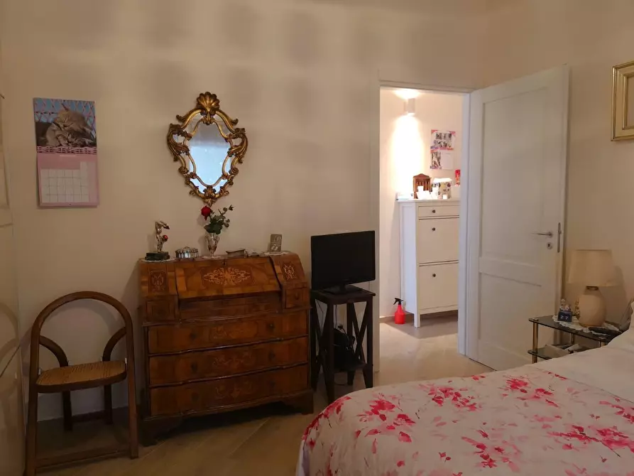 Immagine 21 di Appartamento in vendita  a Massa