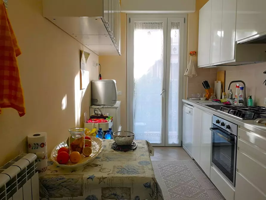 Immagine 17 di Appartamento in vendita  a Massa