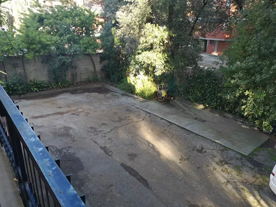 Immagine 36 di Appartamento in vendita  a Massa