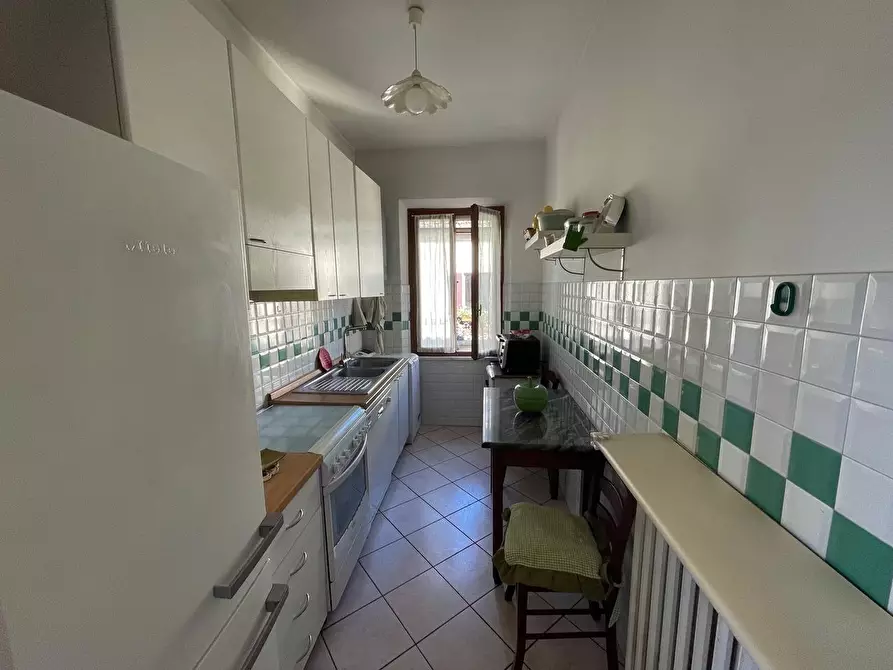 Immagine 9 di Appartamento in vendita  a Siena