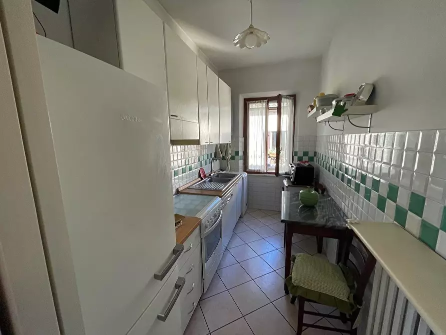 Immagine 10 di Appartamento in vendita  a Siena