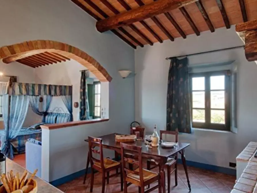 Immagine 38 di Casa colonica in vendita  a Casole D'elsa