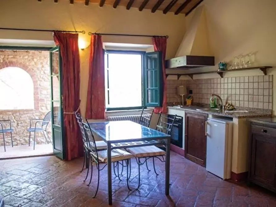 Immagine 35 di Casa colonica in vendita  a Casole D'elsa
