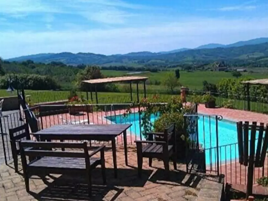 Immagine 8 di Casa colonica in vendita  a Casole D'elsa