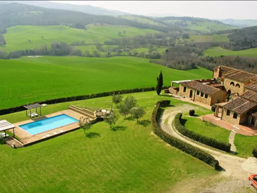 Immagine 3 di Casa colonica in vendita  a Casole D'elsa