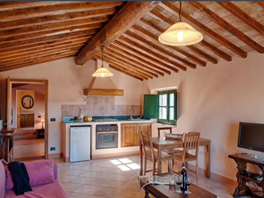 Immagine 24 di Casa colonica in vendita  a Casole D'elsa