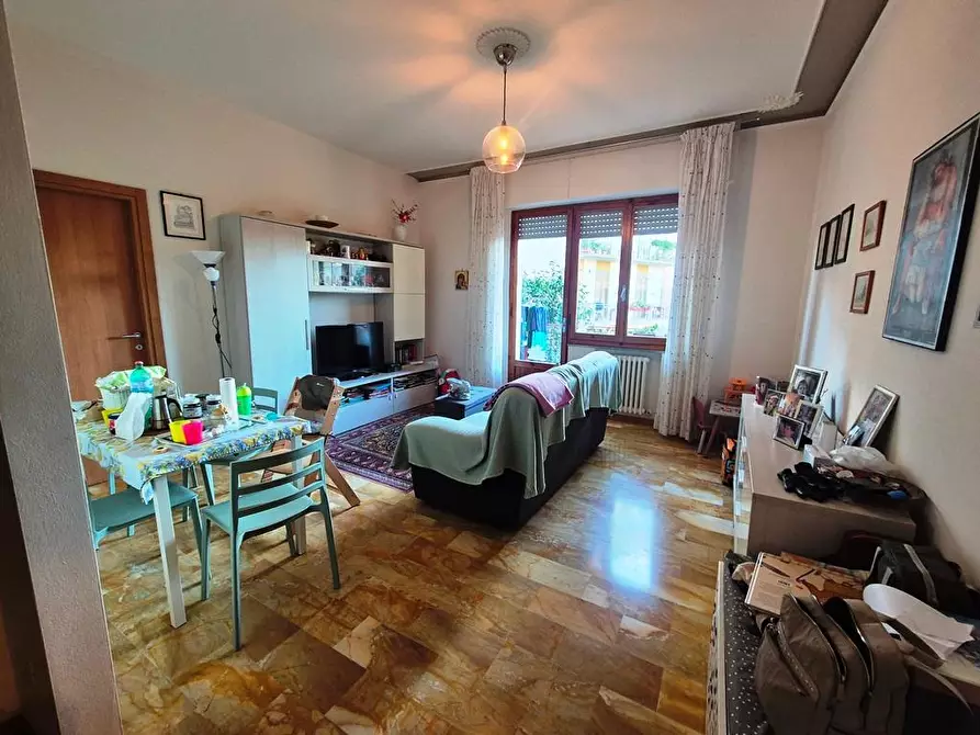 Immagine 12 di Appartamento in vendita  a Siena