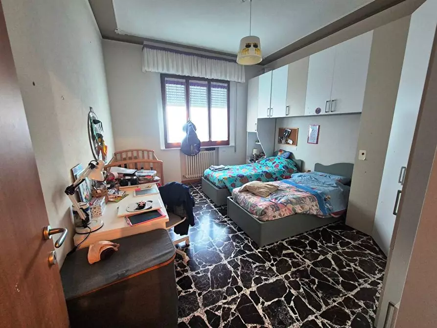 Immagine 15 di Appartamento in vendita  a Siena