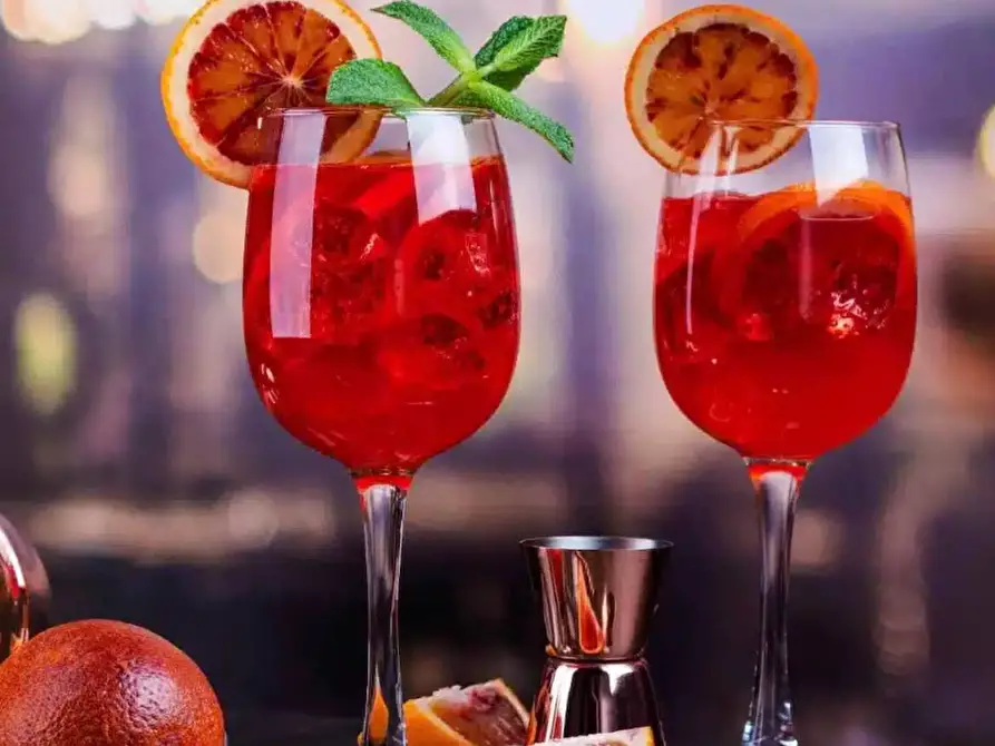 Immagine 5 di Bar / Ristorante in vendita  a Chiesina Uzzanese