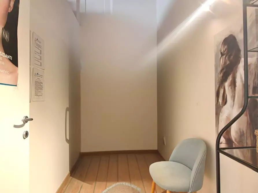 Immagine 5 di Negozio in vendita  a Fucecchio