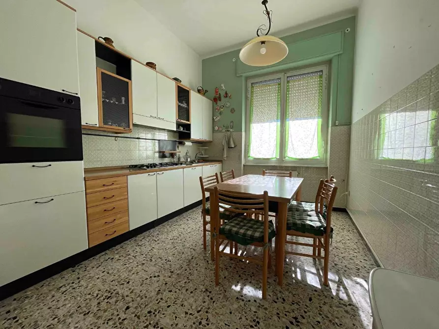 Immagine 15 di Appartamento in vendita  a Aulla