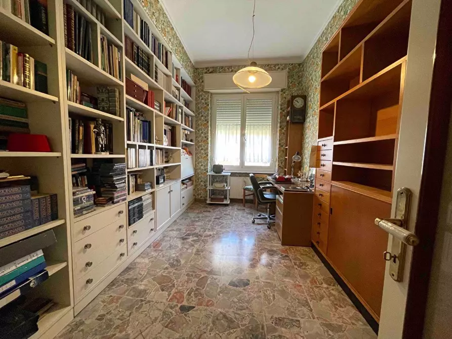 Immagine 23 di Appartamento in vendita  a Aulla