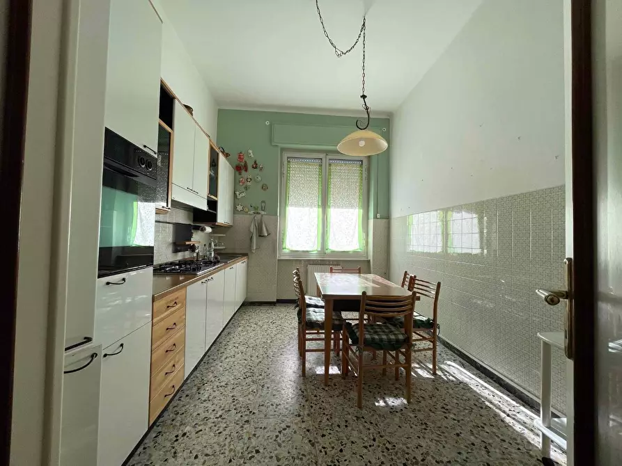 Immagine 14 di Appartamento in vendita  a Aulla