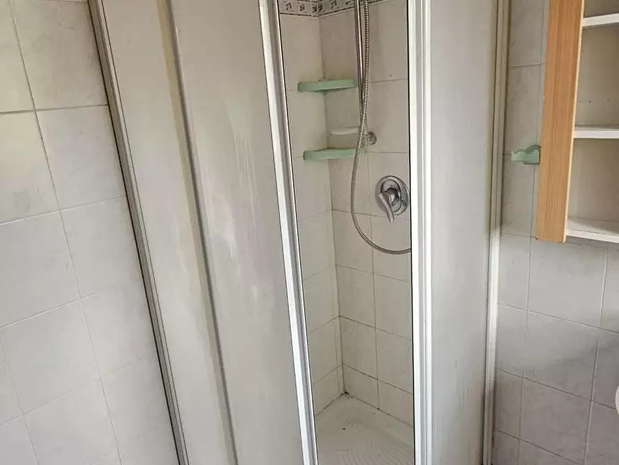 Immagine 22 di Appartamento in vendita  a Carmignano