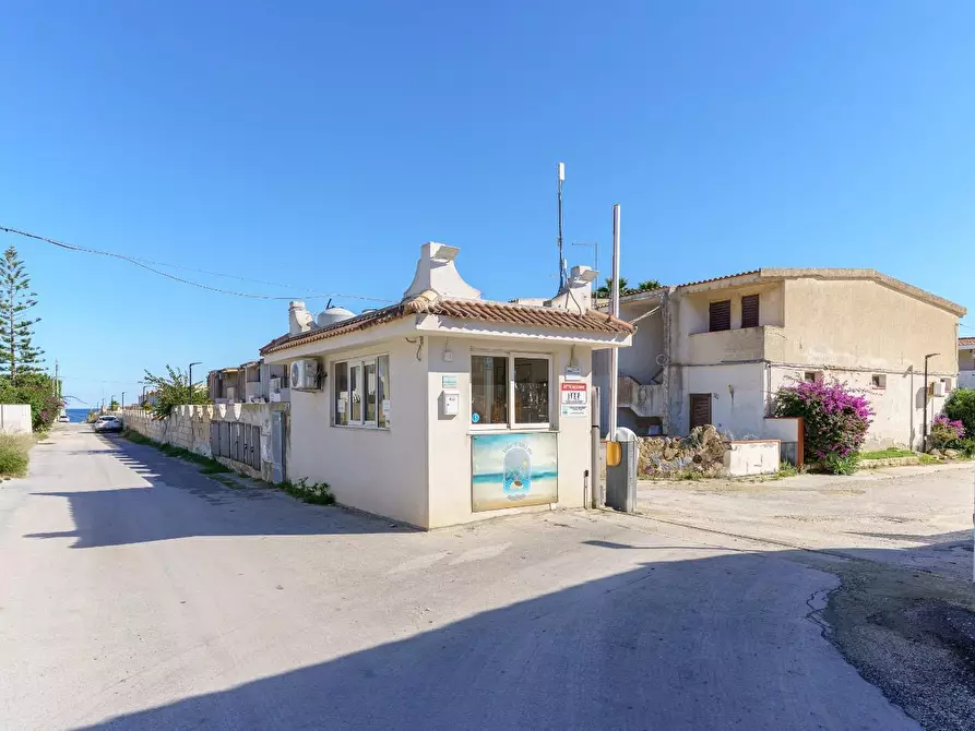 Immagine 1 di Appartamento in vendita  a Noto