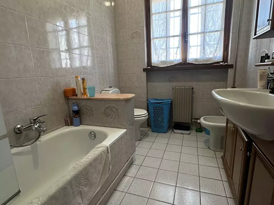 Immagine 33 di Casa bifamiliare in vendita  a Viareggio