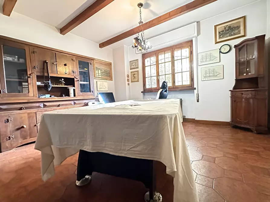 Immagine 51 di Casa bifamiliare in vendita  a Viareggio