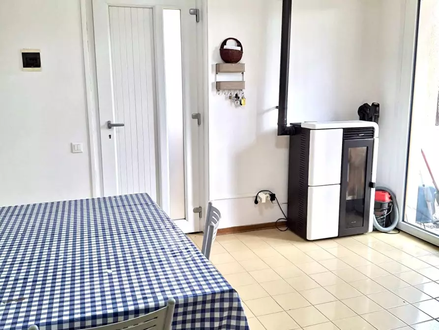 Immagine 4 di Appartamento in vendita  a Cecina