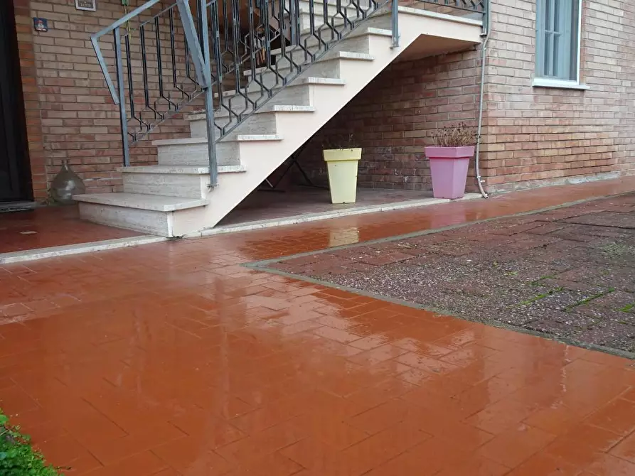 Immagine 2 di Mansarda in vendita  a Cascina