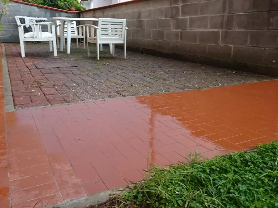 Immagine 9 di Mansarda in vendita  a Cascina