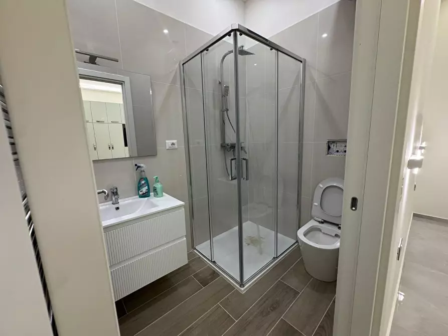 Immagine 11 di Appartamento in vendita  a Lecce