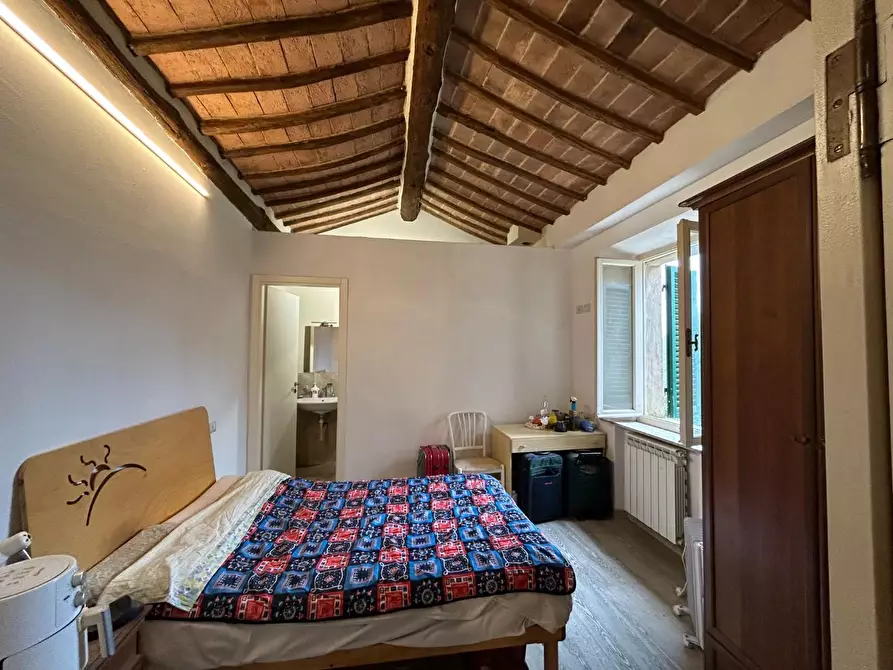 Immagine 18 di Porzione di casa in vendita  a Monteriggioni