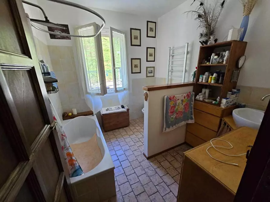 Immagine 23 di Casa indipendente in vendita  a Massa