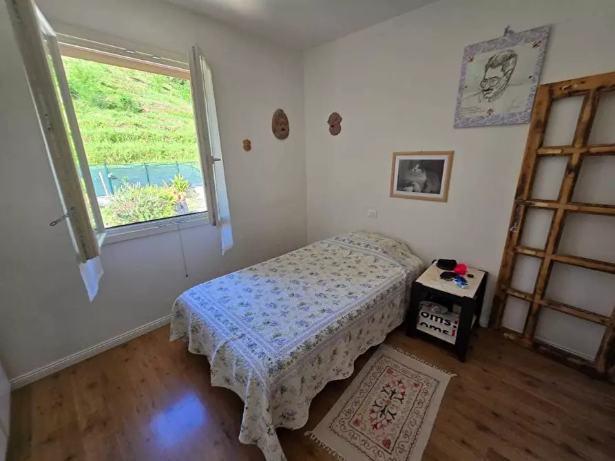 Immagine 18 di Casa indipendente in vendita  a Massa