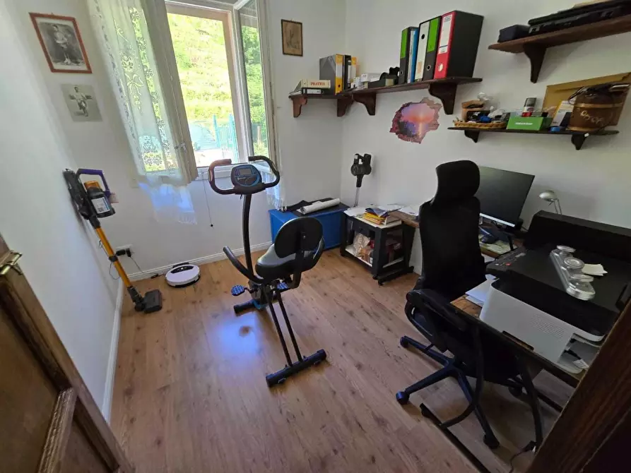 Immagine 15 di Casa indipendente in vendita  a Massa