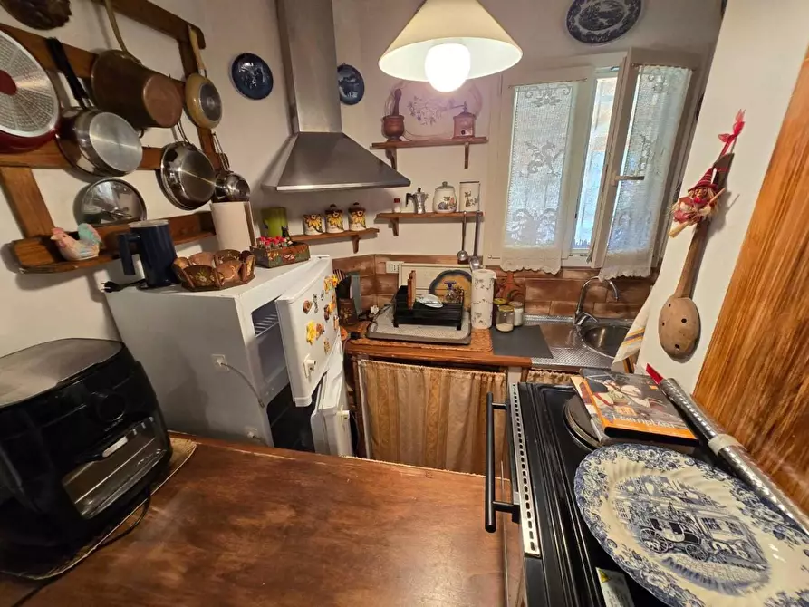 Immagine 31 di Casa indipendente in vendita  a Massa