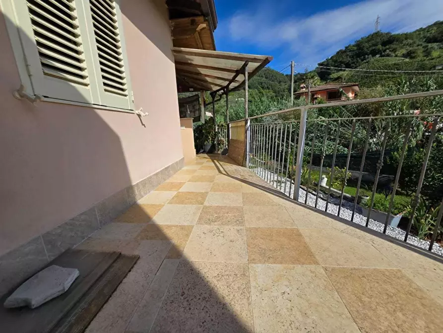 Immagine 57 di Casa indipendente in vendita  a Massa