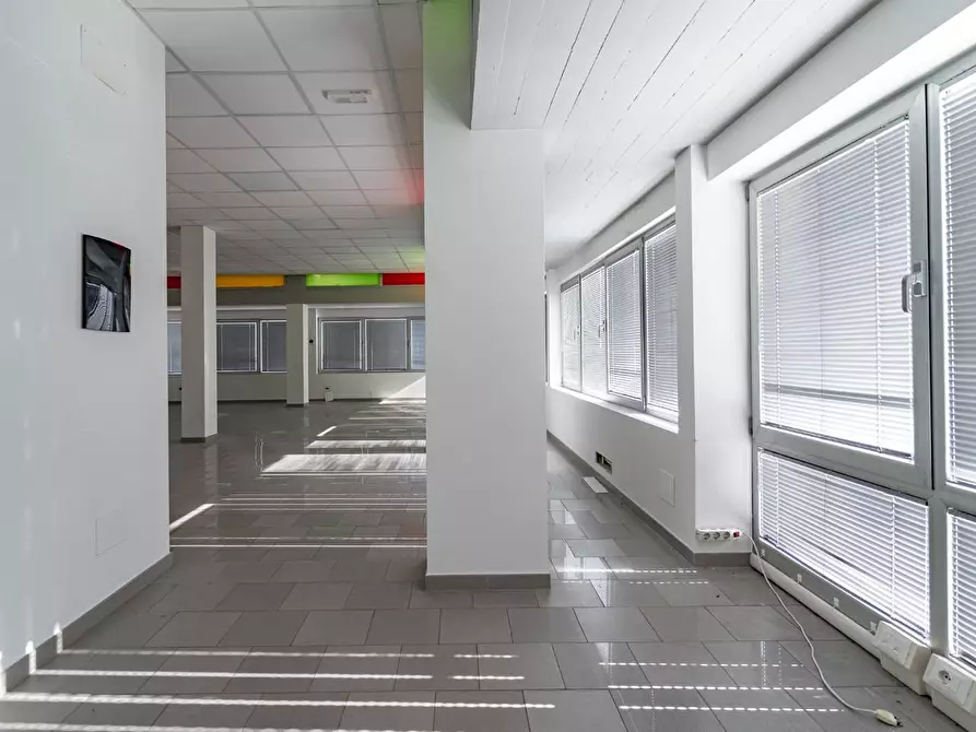 Immagine 9 di Ufficio in affitto  a Empoli