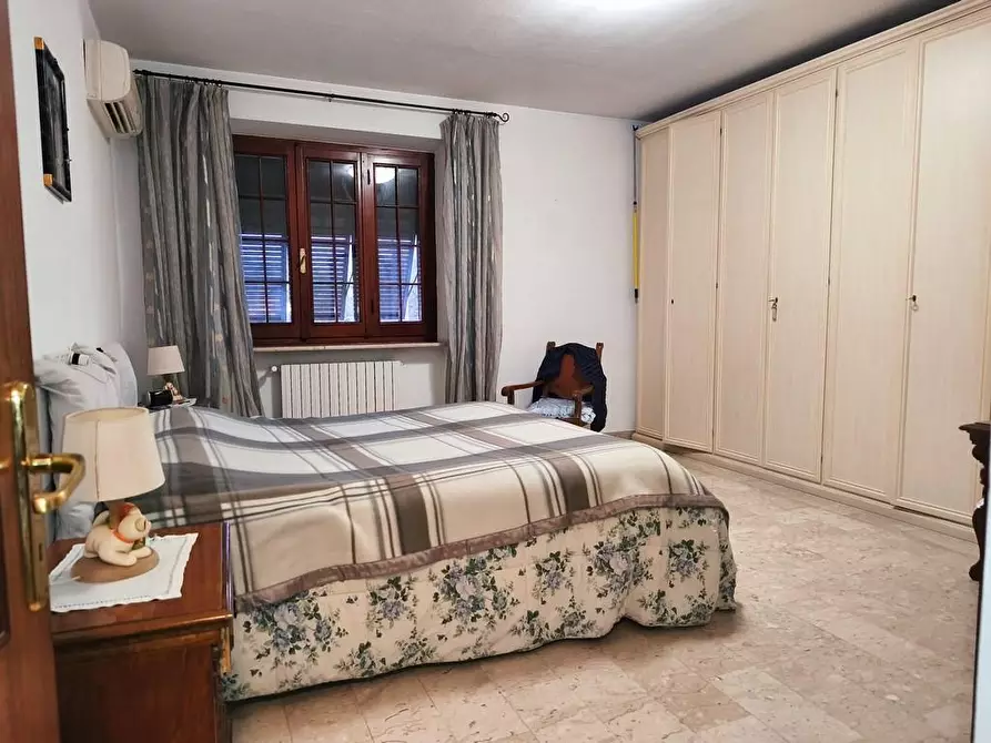 Immagine 19 di Casa semindipendente in vendita  a Castelnuovo Magra