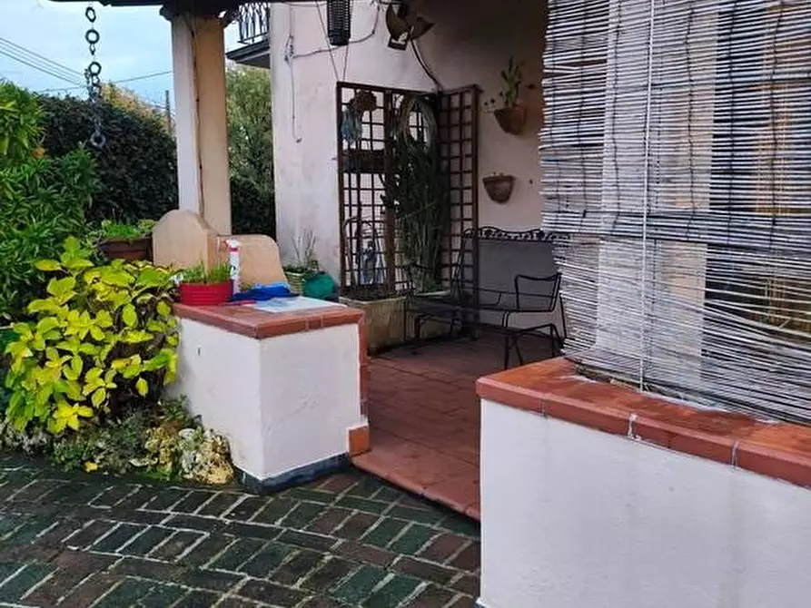 Immagine 27 di Casa semindipendente in vendita  a Castelnuovo Magra