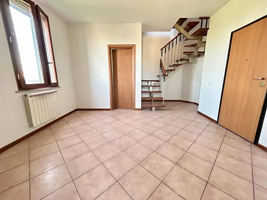 Immagine 3 di Appartamento in vendita  a Santa Croce Sull'arno