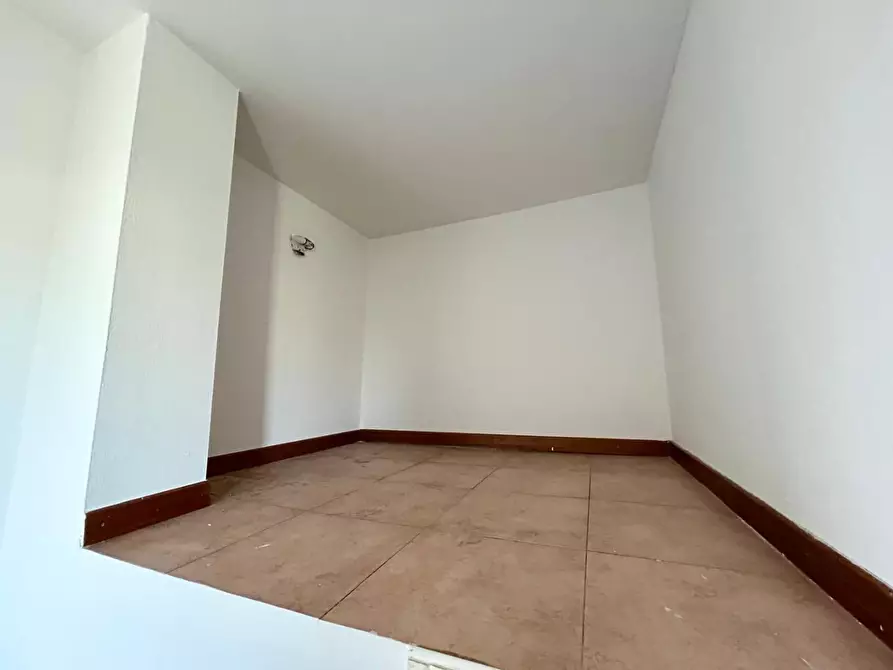 Immagine 13 di Appartamento in vendita  a Santa Croce Sull'arno