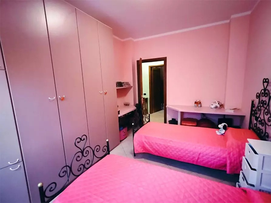 Immagine 11 di Casa semindipendente in vendita  a Ortonovo