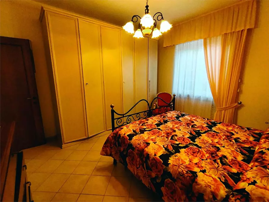 Immagine 17 di Casa semindipendente in vendita  a Ortonovo