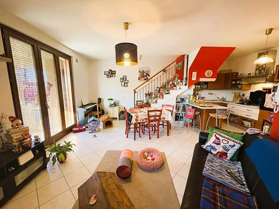 Immagine 9 di Appartamento in vendita  a Vinci