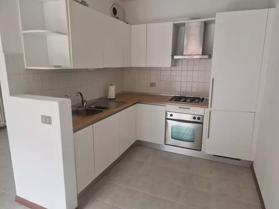 Immagine 3 di Appartamento in vendita  a Pisa